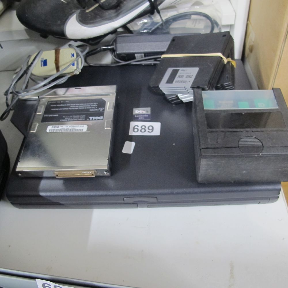 Lot 689: Dell Latitude CPx Laptop, Intel Pentium III, with...