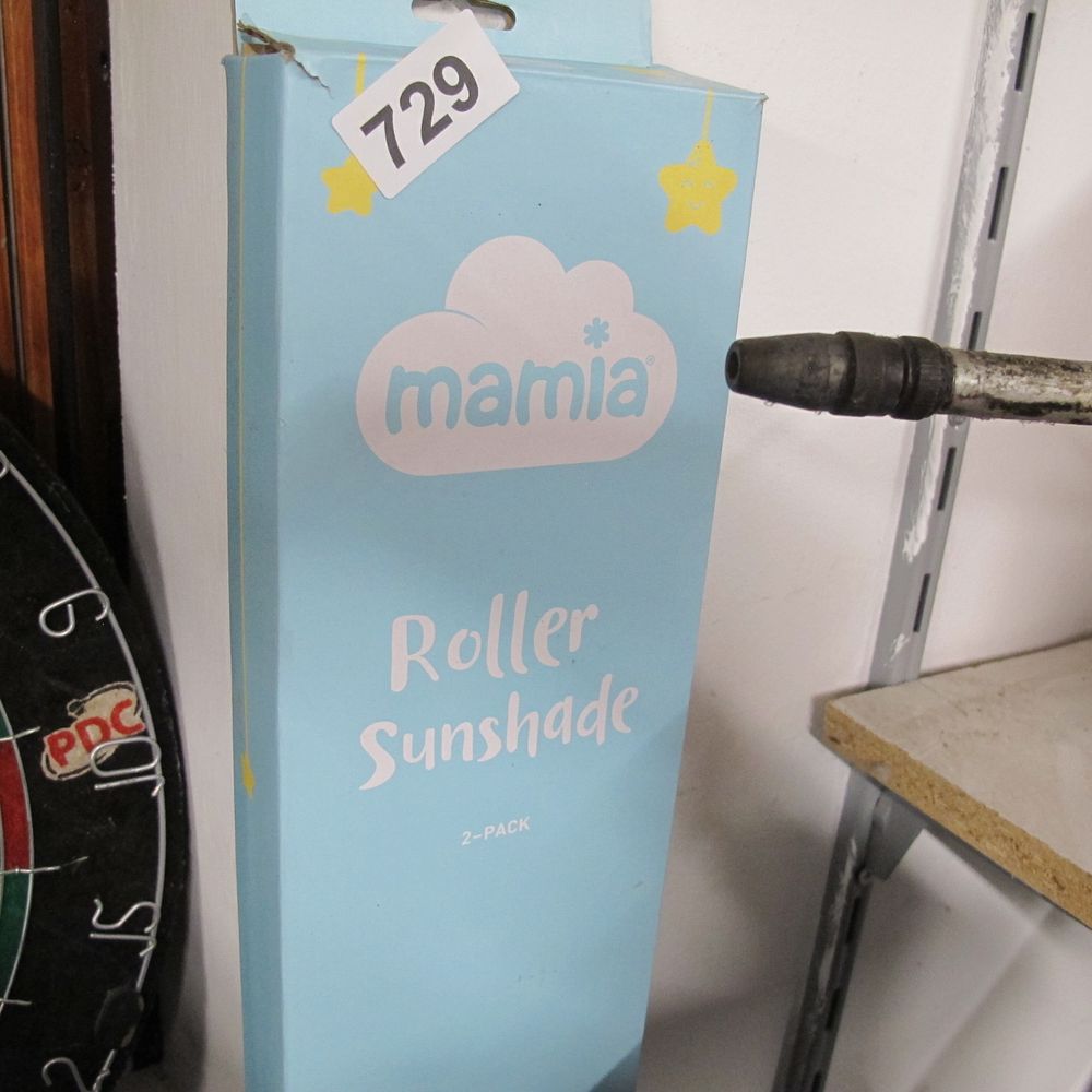 Lot 729: Mamia 2-Pack Roller Sunshades, Contemporary Child Automotive Accessory