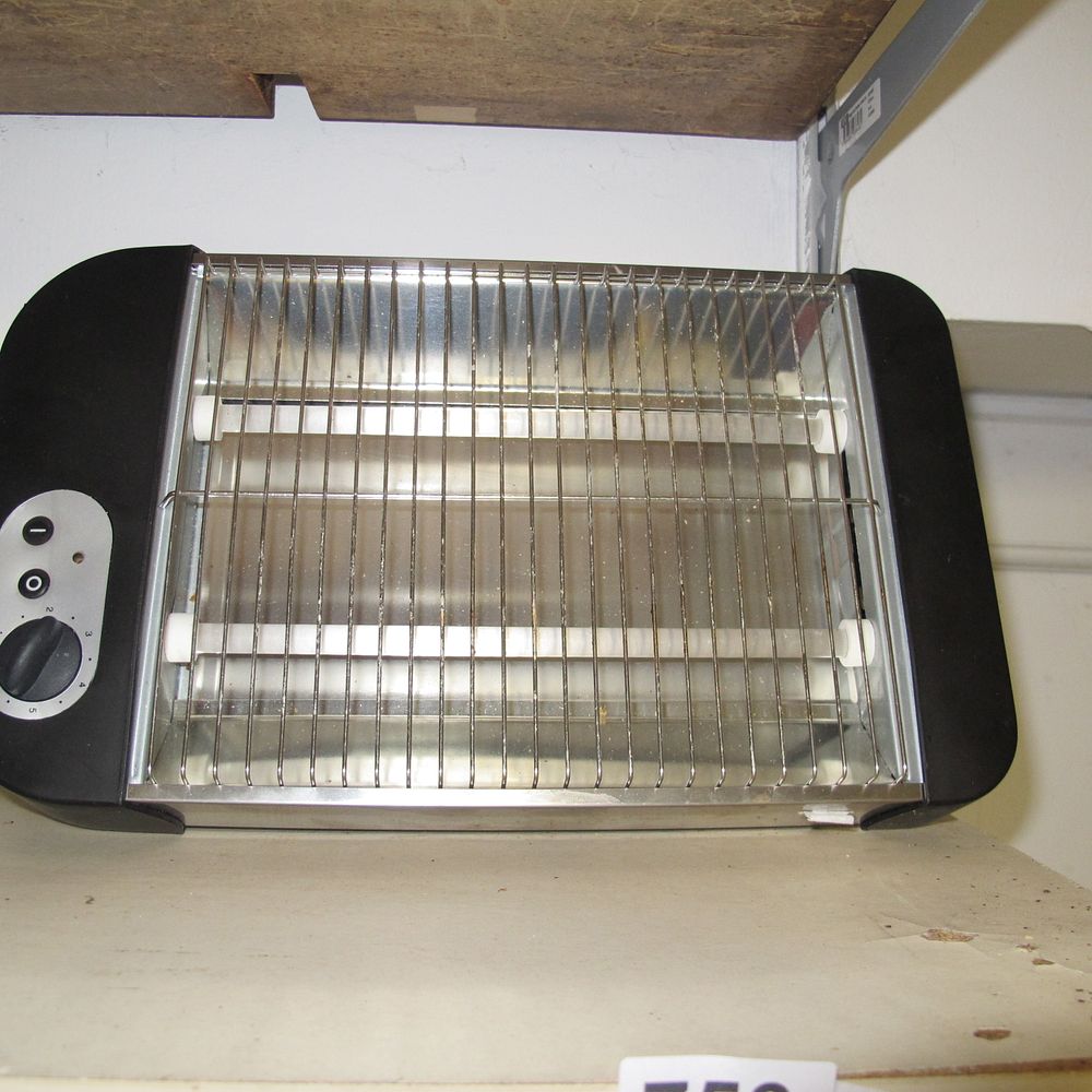 Lot 753: Contemporary Stainless Steel Flatbed Countertop Toaster with Black...