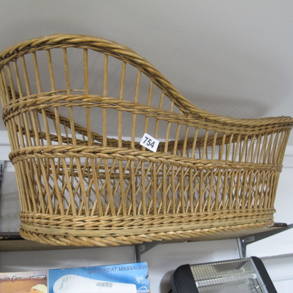 Lot 754: Unattributed Italian Style Rattan Moses Basket, Mid-Century Modern,...