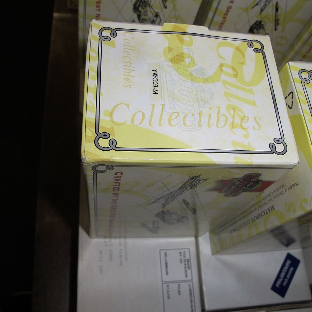 Lot 864: Matchbox Collectibles, 1926 Ford Model T Delivery Van...