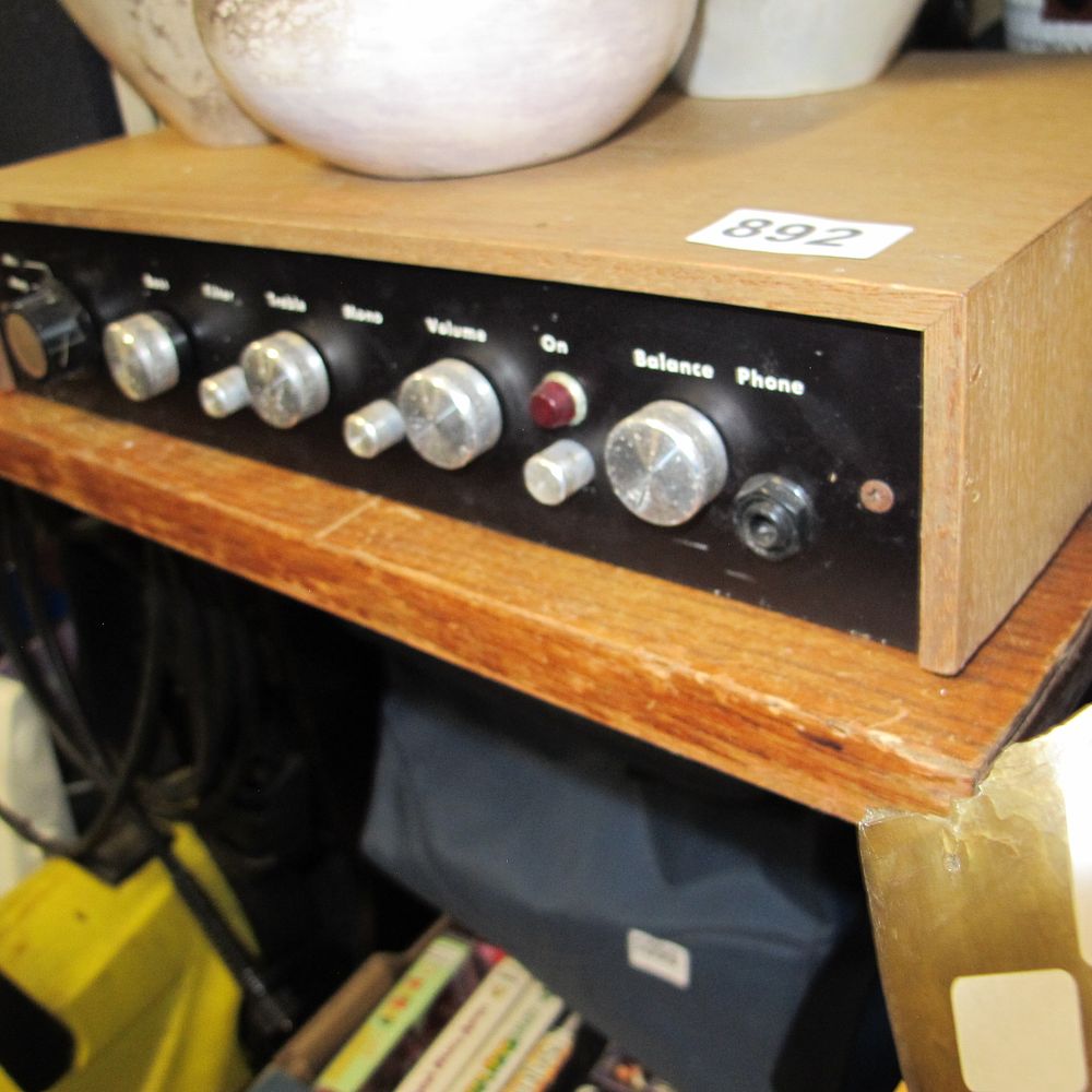Lot 892: Unidentified, Kit-Built Solid-State Integrated Stereo Amplifier, Circa 1970s