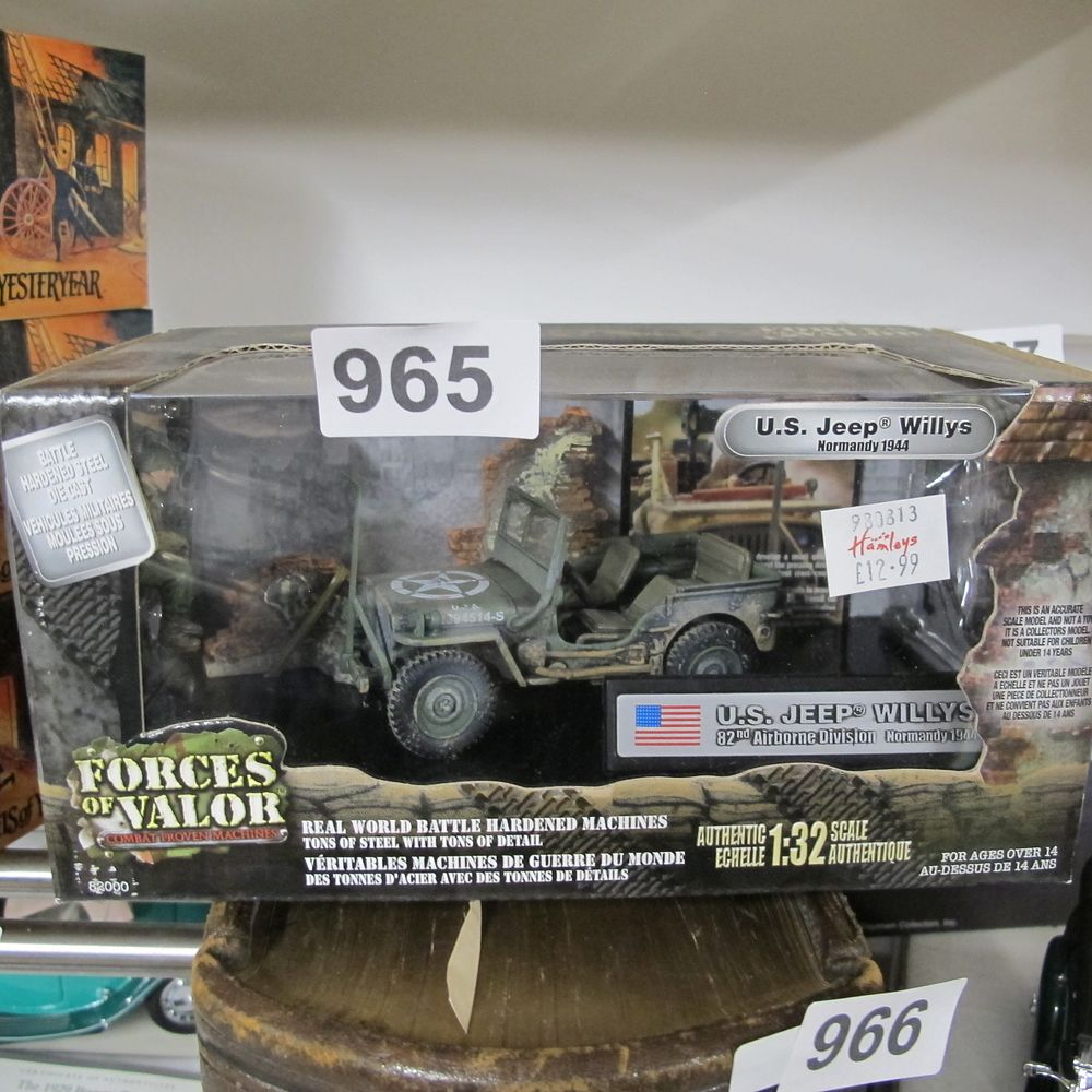Lot 965: Forces of Valor (Unimax) 1:32 Scale Die-Cast U.S....