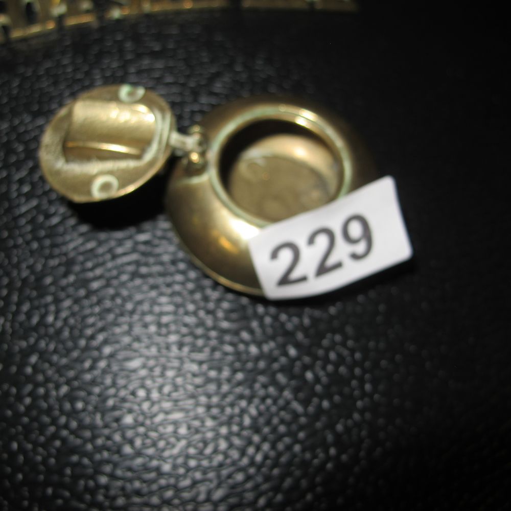 Lot 229: Vintage Brass Portable Pocket Ashtray