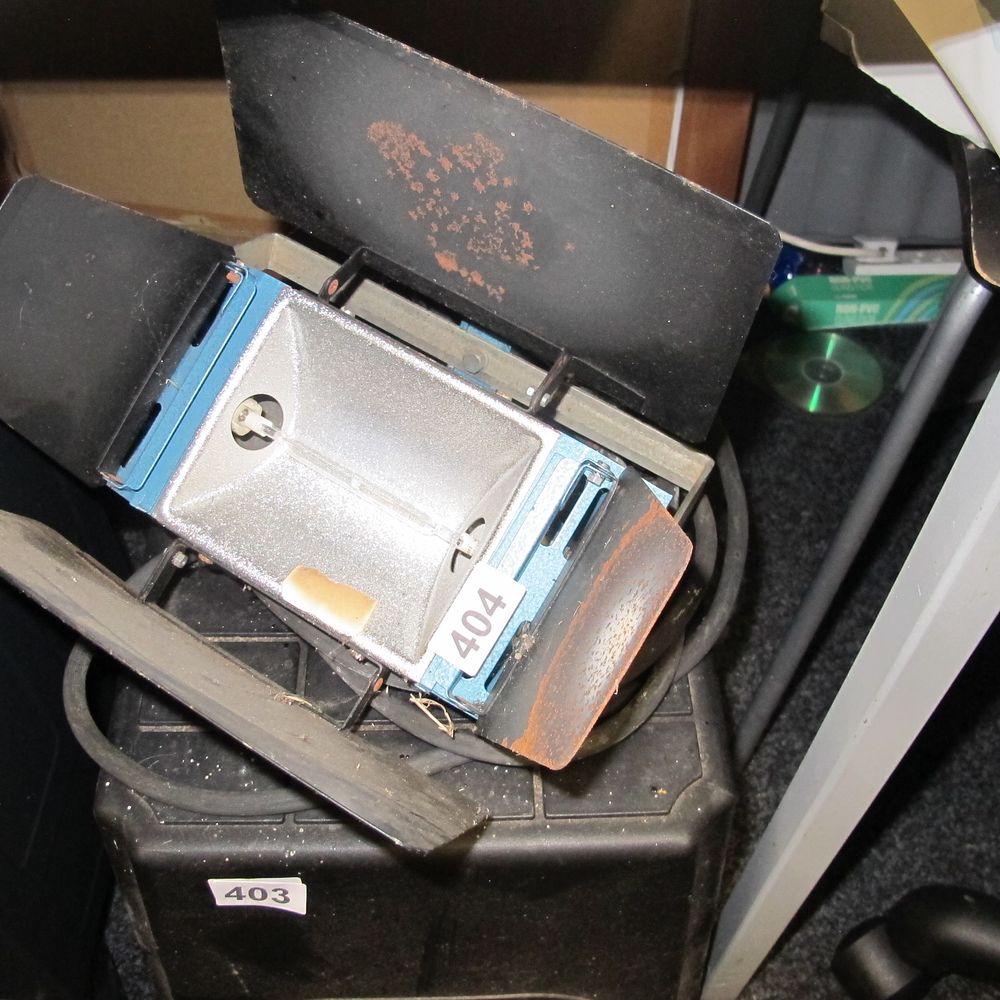 Lot 404: Industrial Halogen Floodlight with Adjustable Barn Doors and...