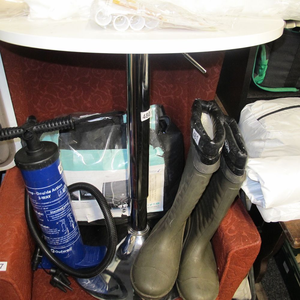 Lot 480: A chrome based table