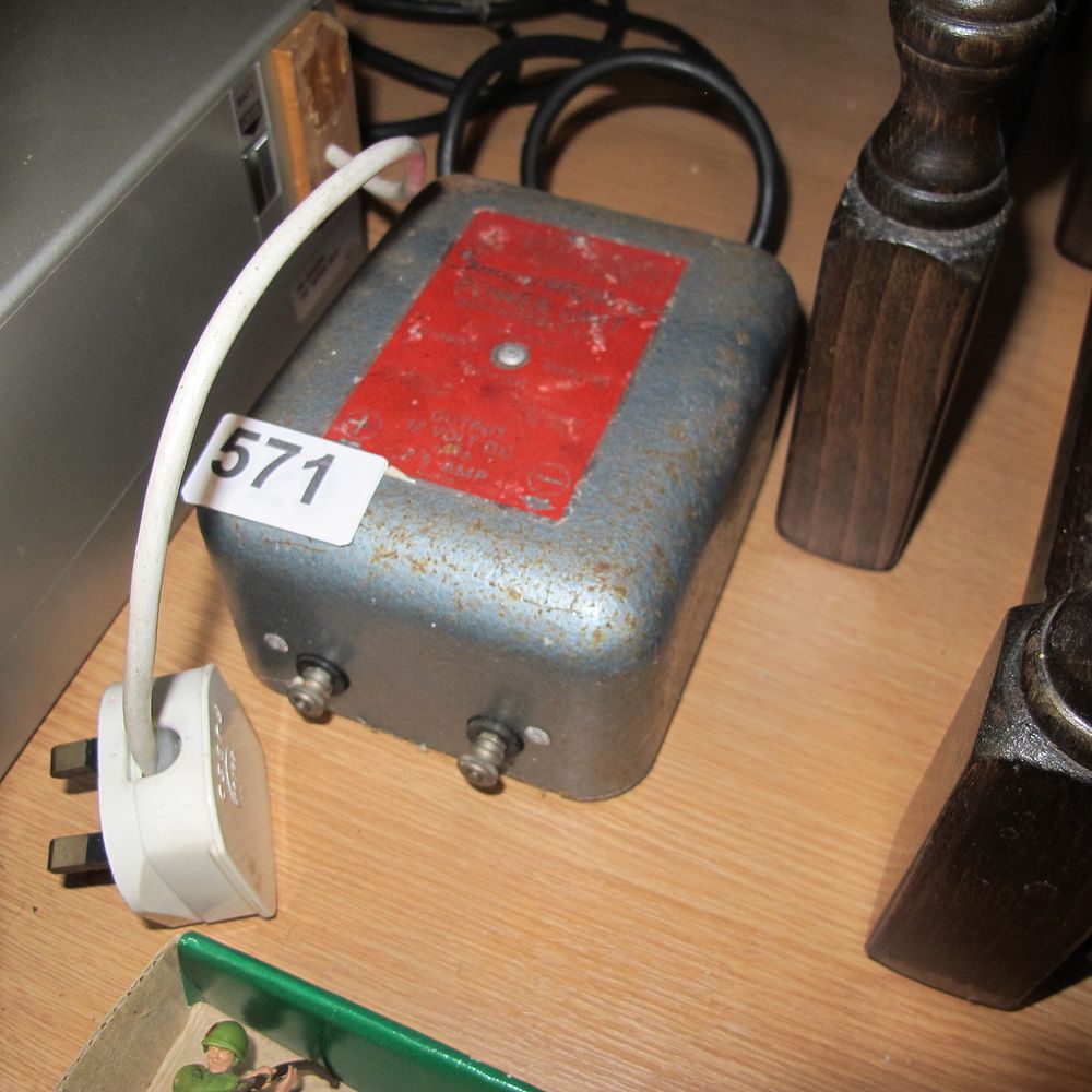 Lot 571: Minimodels Smooth Rhythm Power Unit