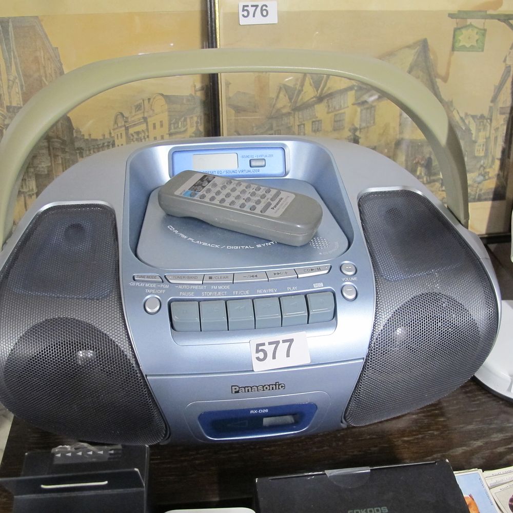 Lot 577: Panasonic RX-D26 Portable Stereo CD Cassette Radio Boombox