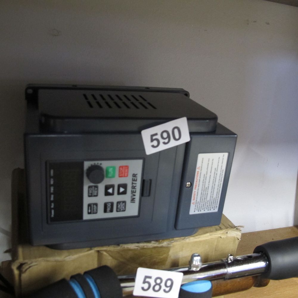 Lot 590: CNweiken Variable Frequency Drive Inverter