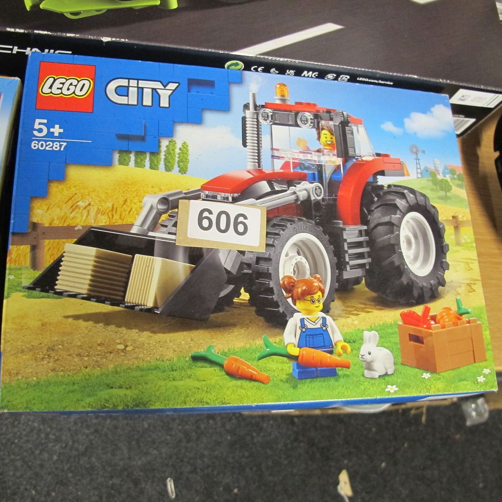 Lot 606: LEGO City Great Vehicles Tractor Set 60287