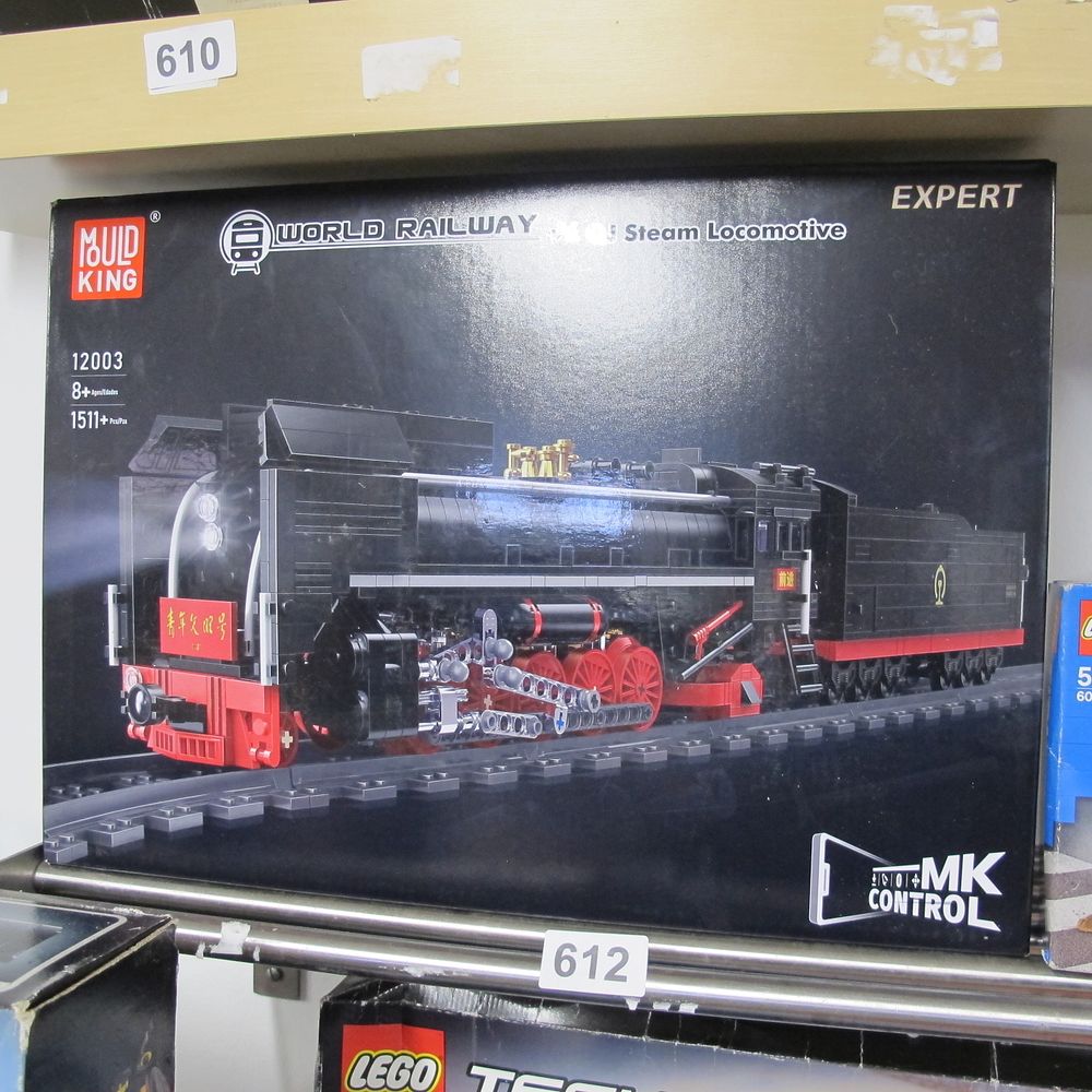 Lot 612: Mould King 12003 World Railway QJ Steam Locomotive...