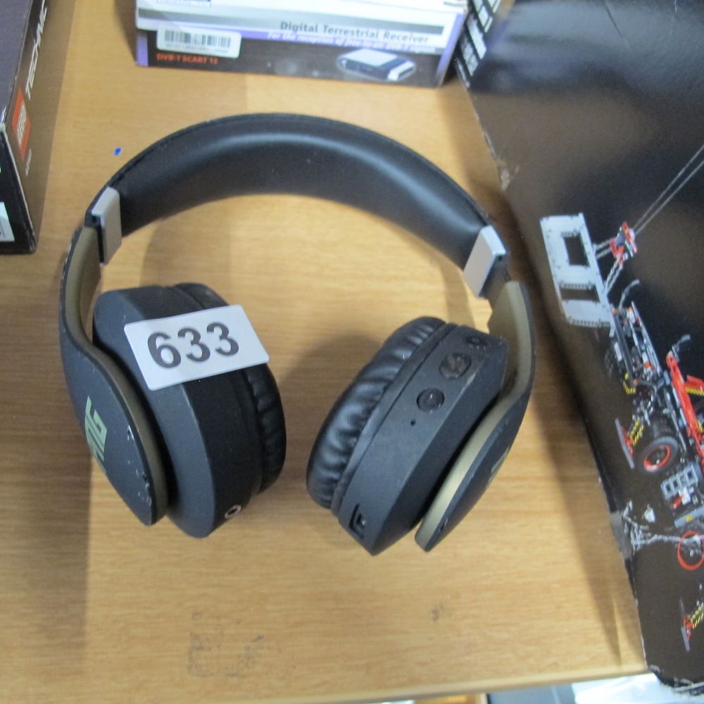 Lot 633: Veho No Proof No Glory NP-2 Bluetooth Wireless...