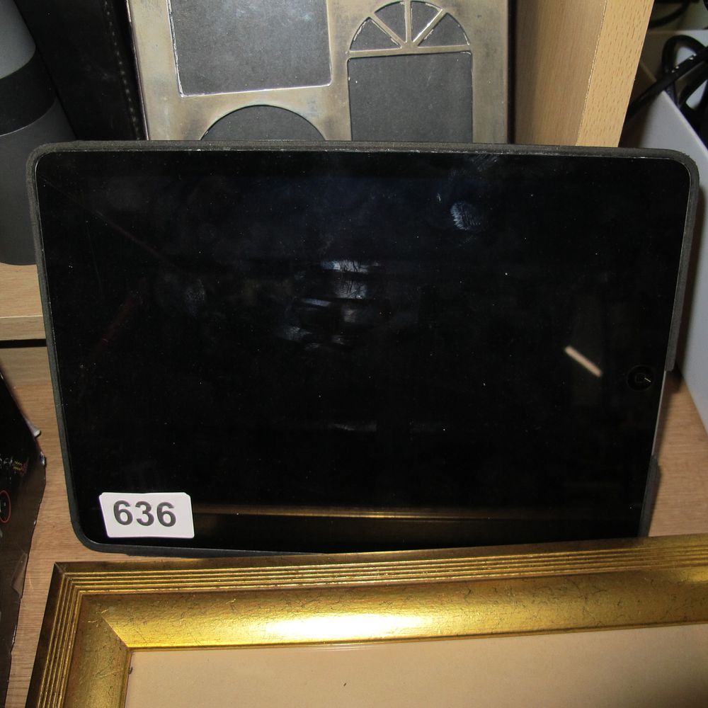 Lot 636: Apple iPad Tablet in Folio Case