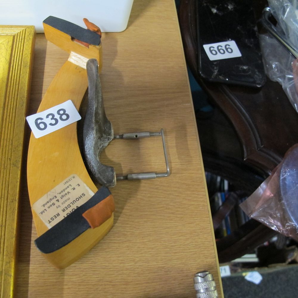 Lot 638: A Voigt Violin or Viola Shoulder Rest by...