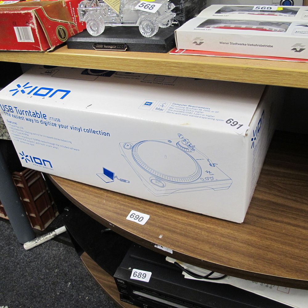 Lot 691: A Ion iTTUSB Turntable to convert your vinyl...