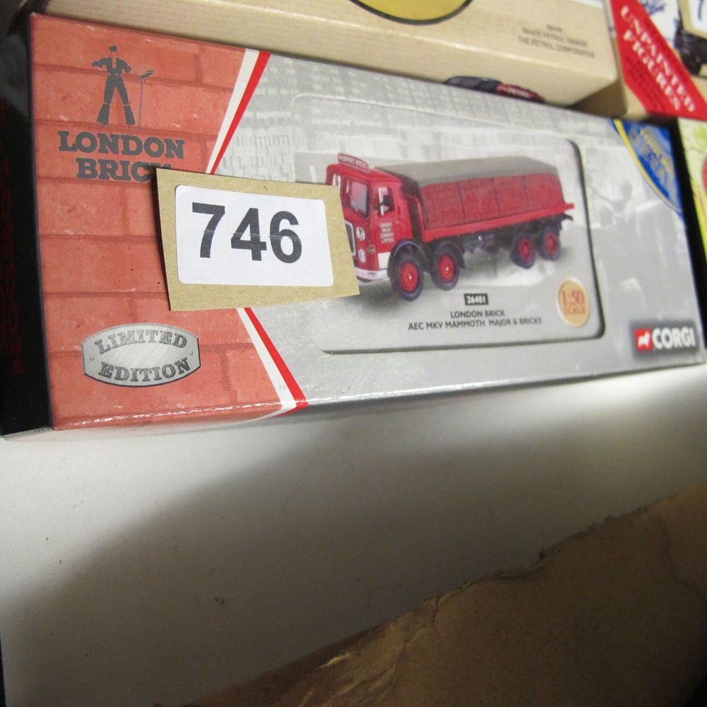 Lot 746: A Corgi 26401 AEC MKV Mammoth Major