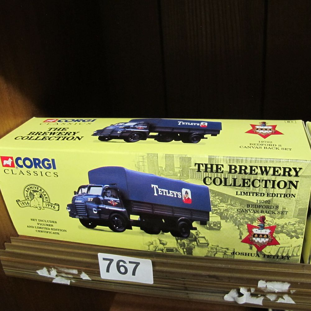 Lot 767: Corgi Classics 19702 The Brewery Collection Bedford S...