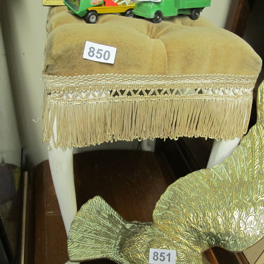 Lot 850: dressing table stool