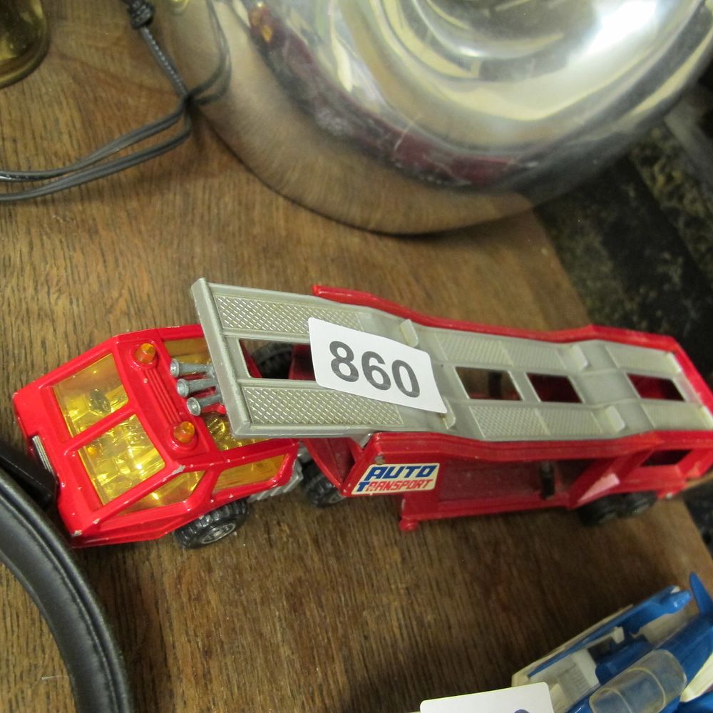 Lot 860: Matchbox Superkings K-10 Auto Transport Car Transporter Truck