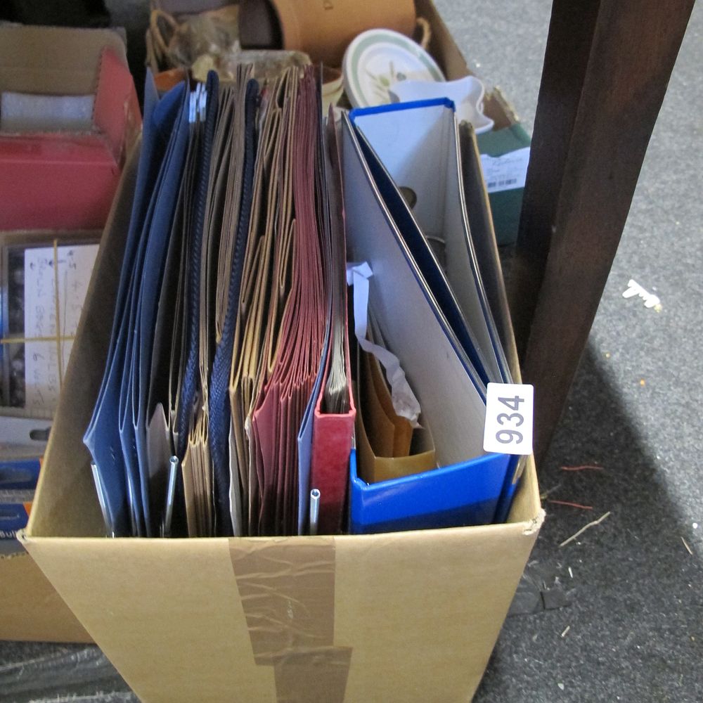 Lot 934: An Assortment of Office Stationery and Organisation Supplies