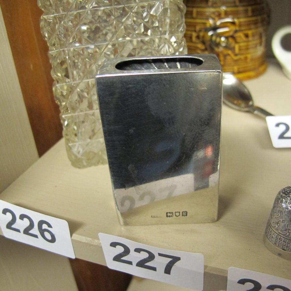 Lot 227: An Edwardian Sterling Silver Matchbox Sleeve, Birmingham 1906....
