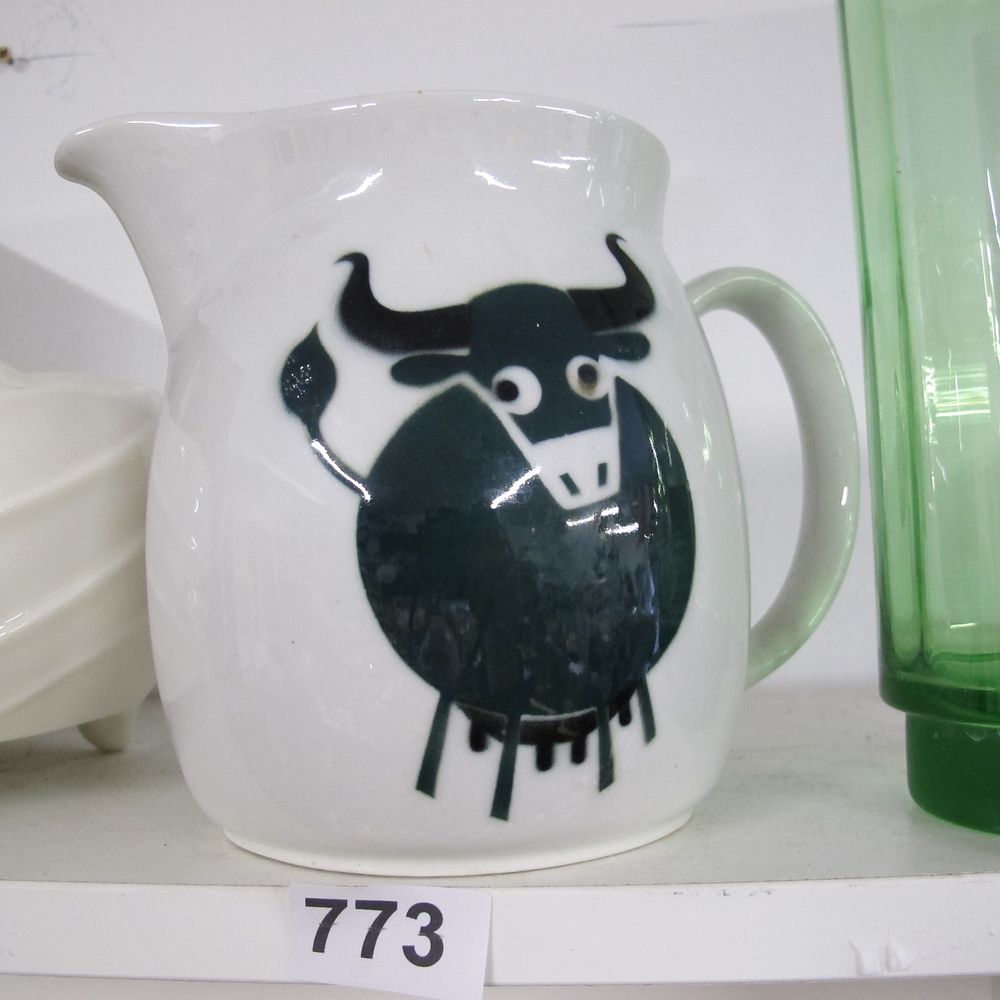 Lot 773: Arabia Finland Heluna pattern ceramic milk jug attributed...