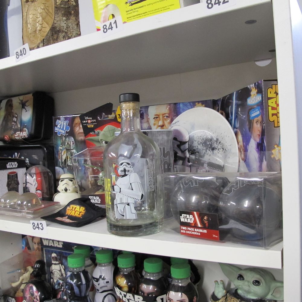 Lot 843: A Collection of Star Wars Themed Merchandise and...