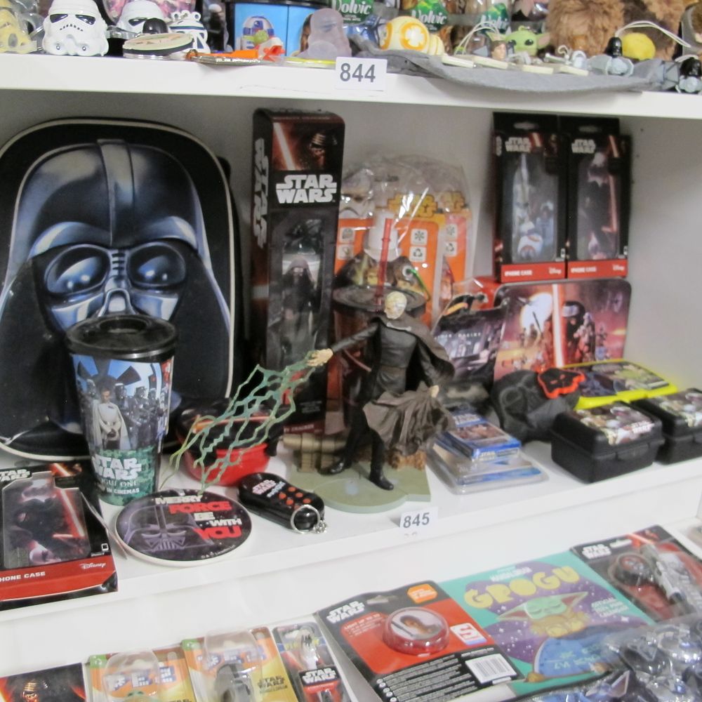 Lot 845: A Collection of Star Wars Memorabilia and Collectibles...