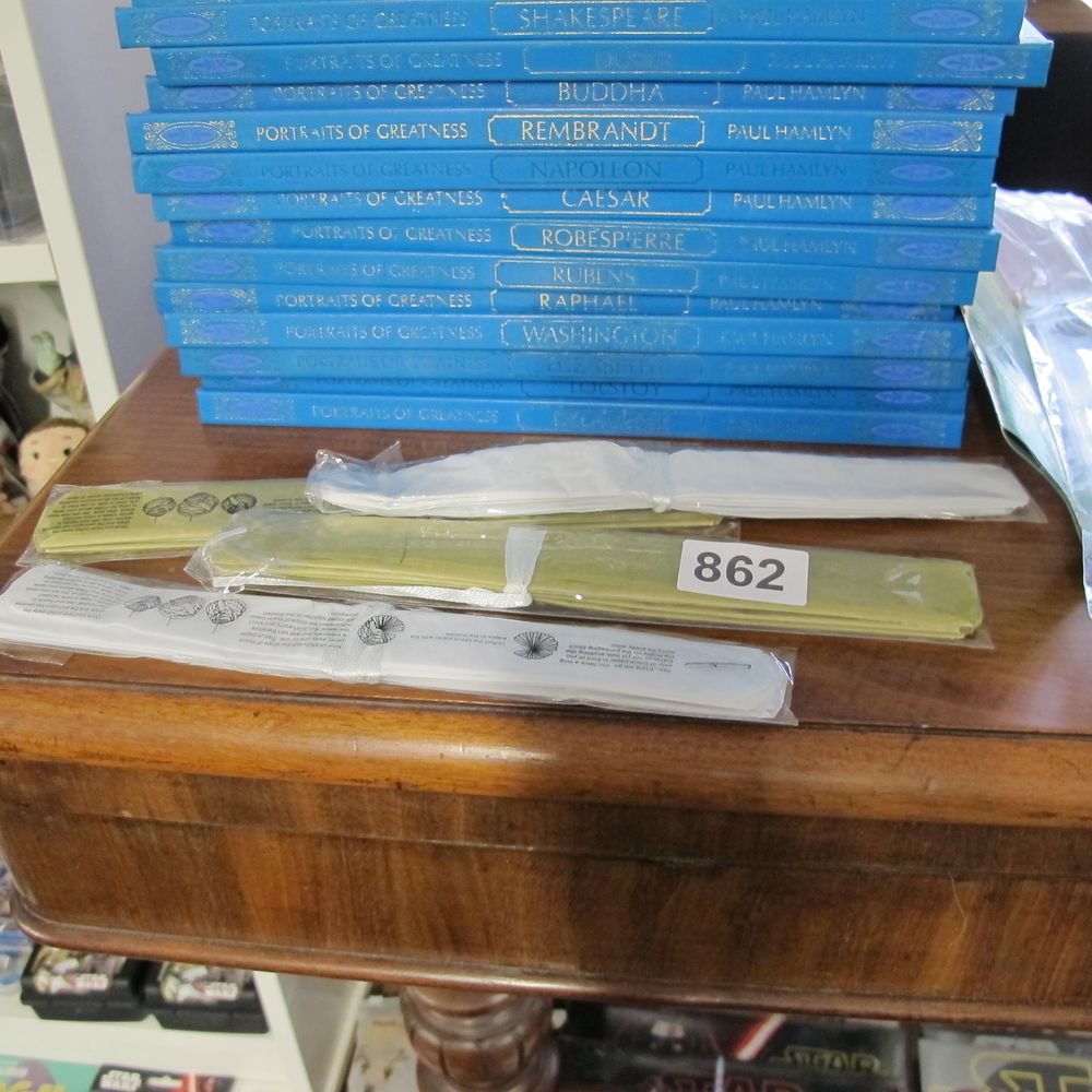 Lot 862: four plate covers