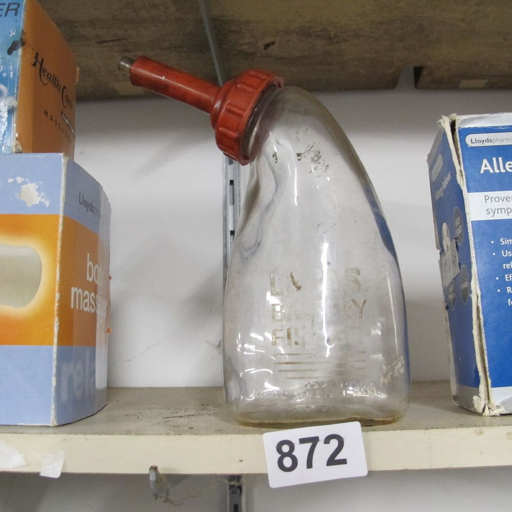 Lot 872: Lucas Battery Filler