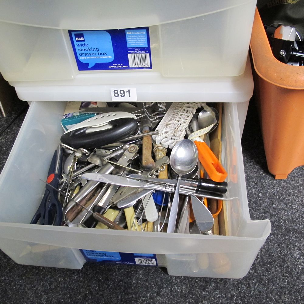 Lot 891: An Assortment of Kitchen Utensils and Household Hand...