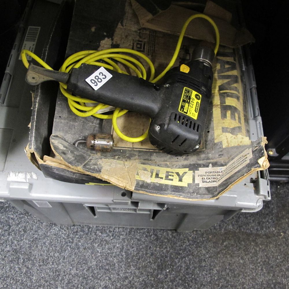 Lot 983: A Stanley Model 8423 Mk I Corded Electric...