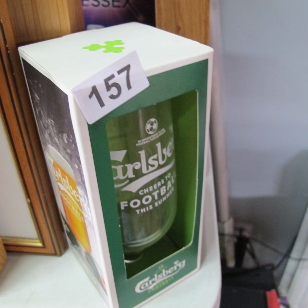 Lot 157: A Boxed Carlsberg Promotional Football Beer Glass
