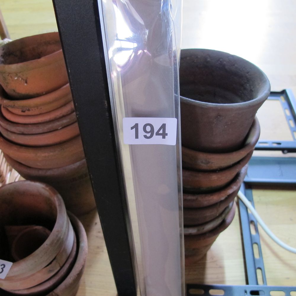 Lot 194: 90x 160 wilko black out blind