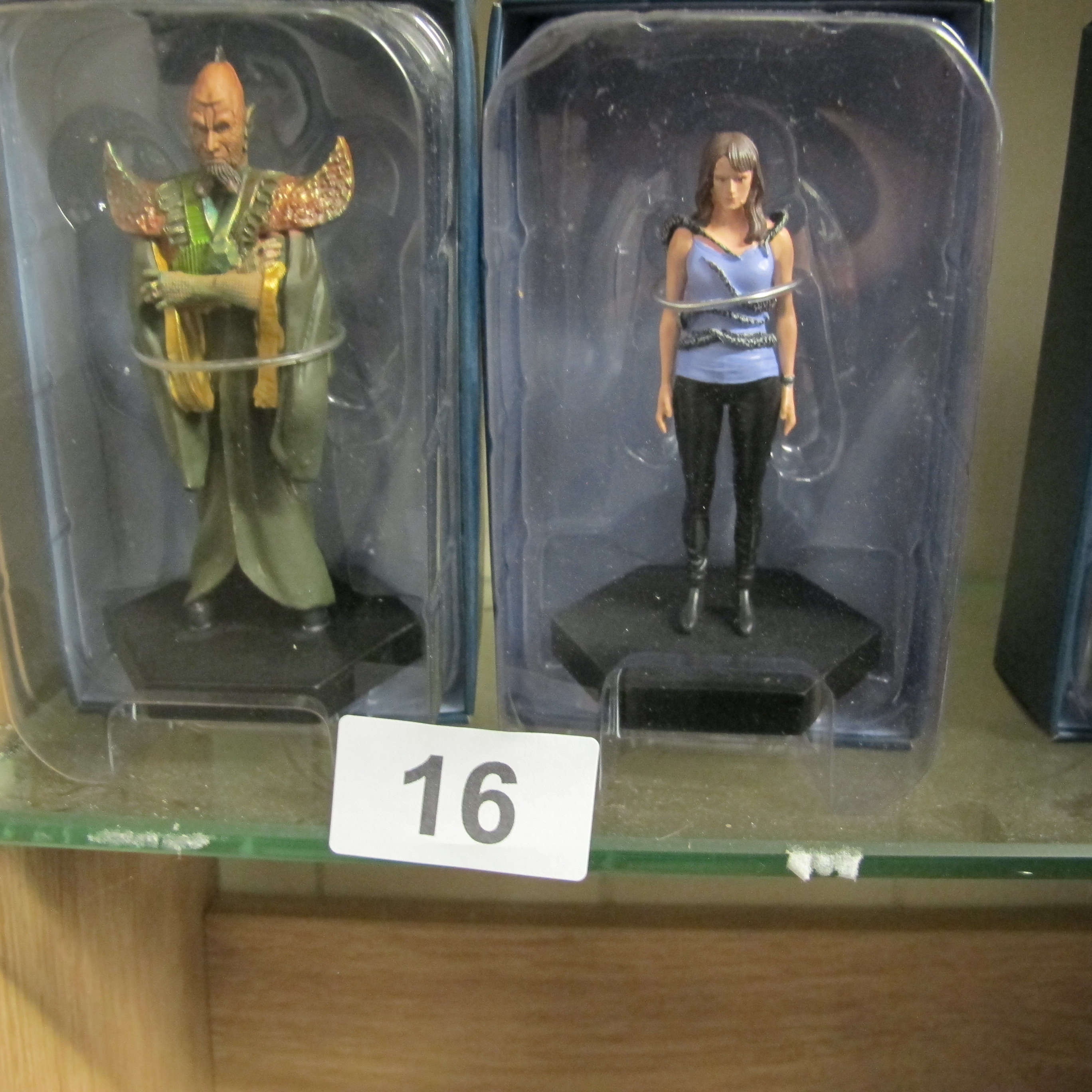 Lot 16