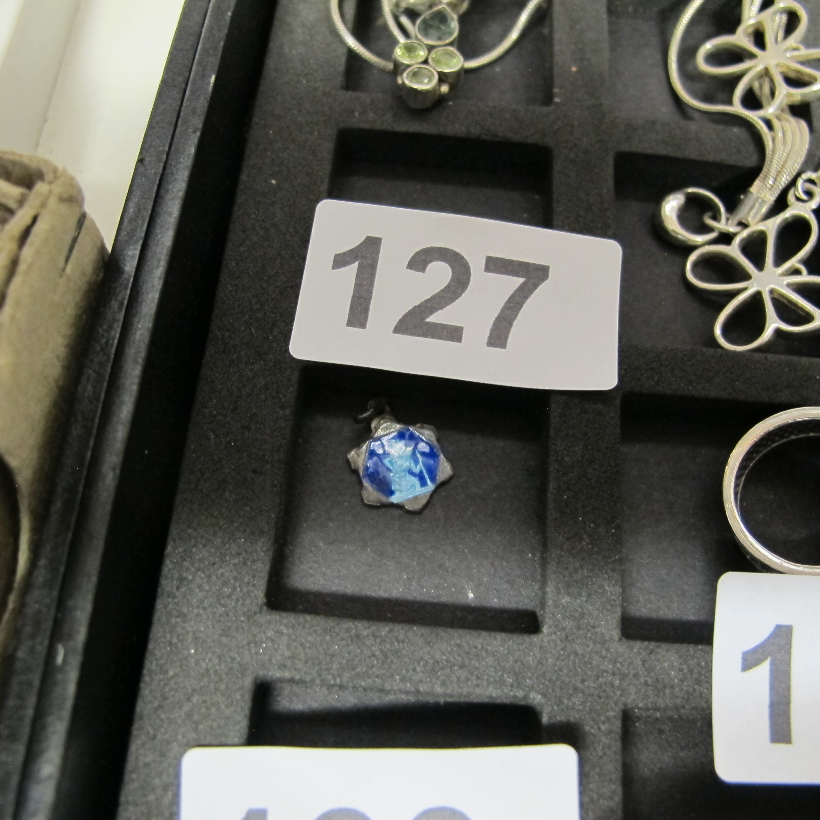 Lot 127