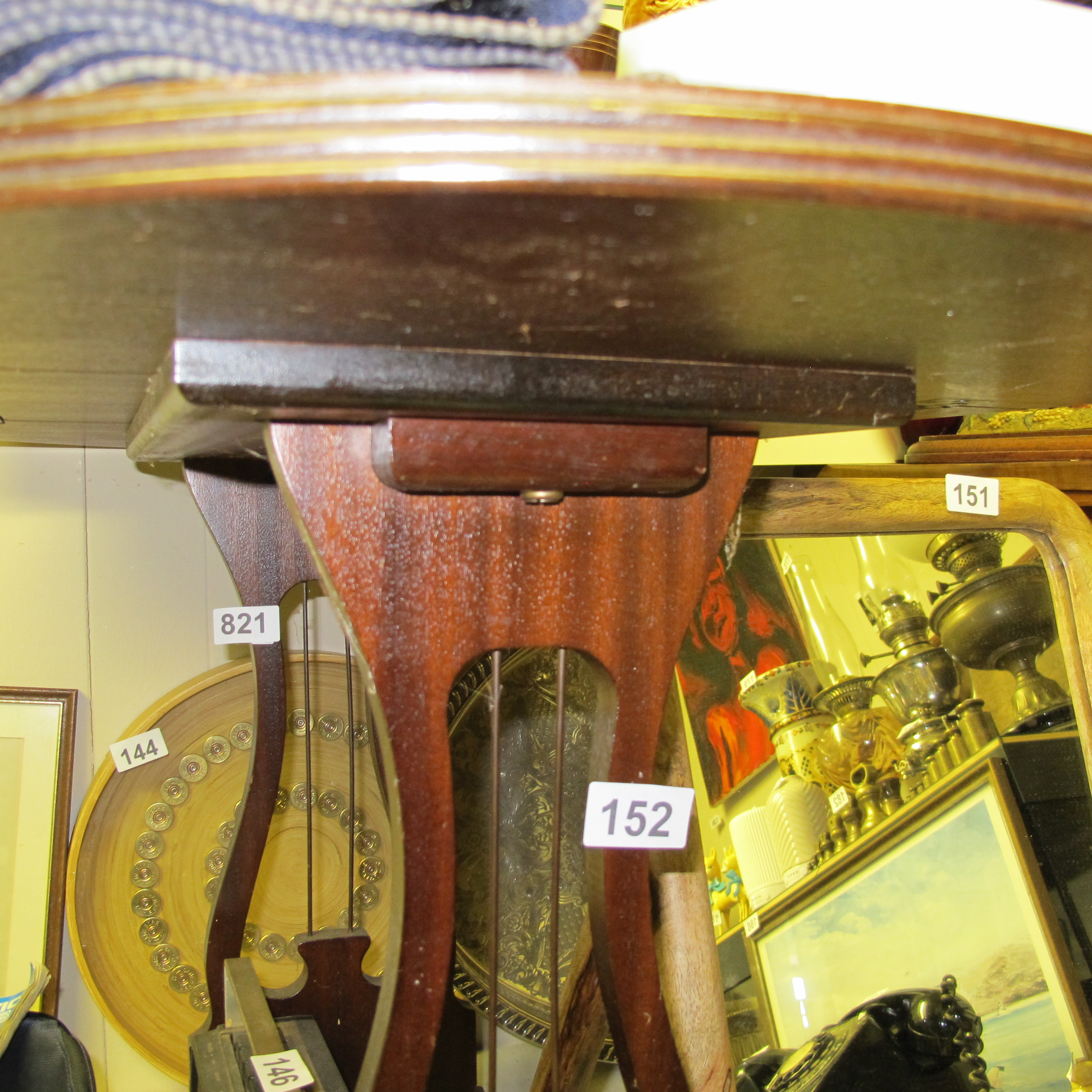 Lot 152