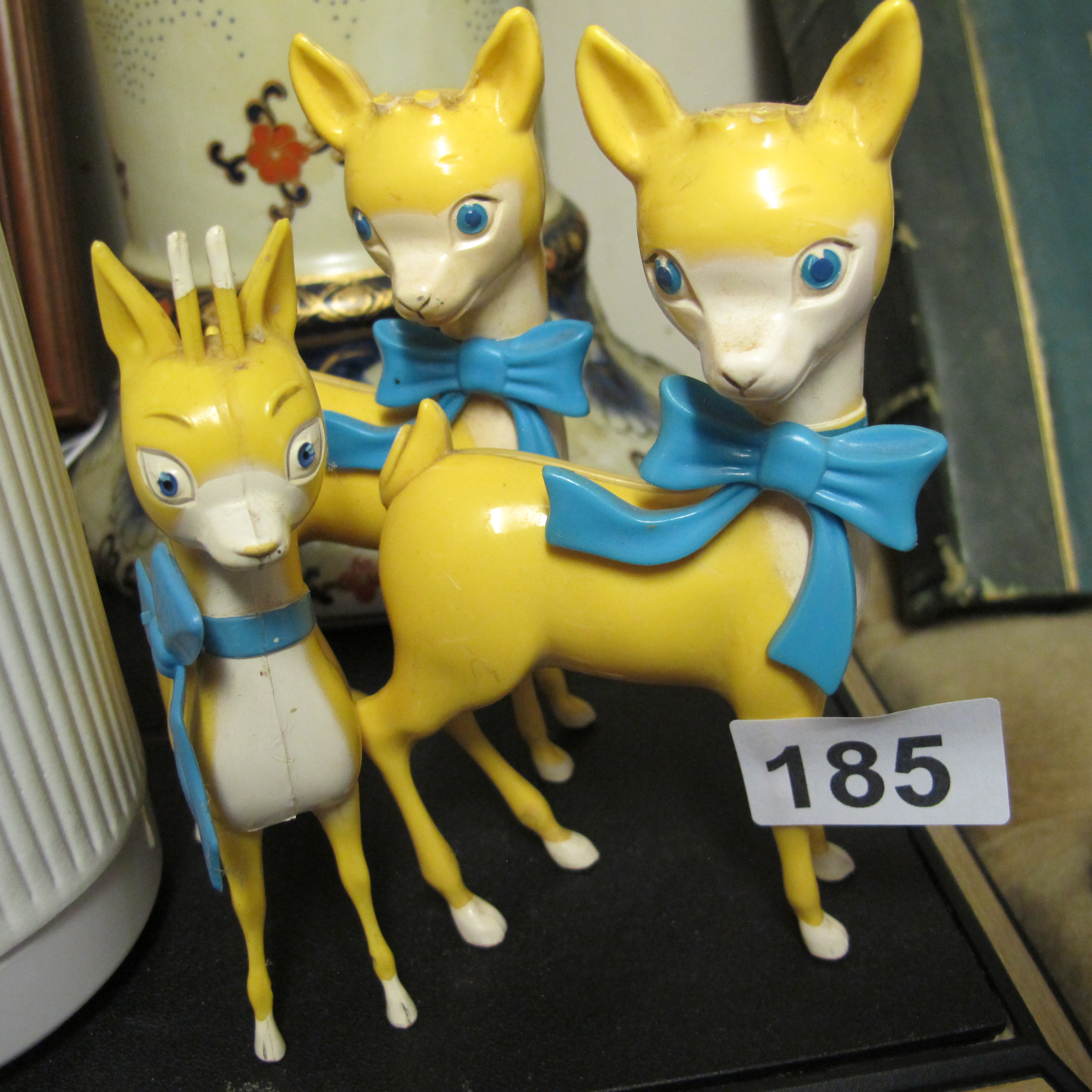 Lot 185