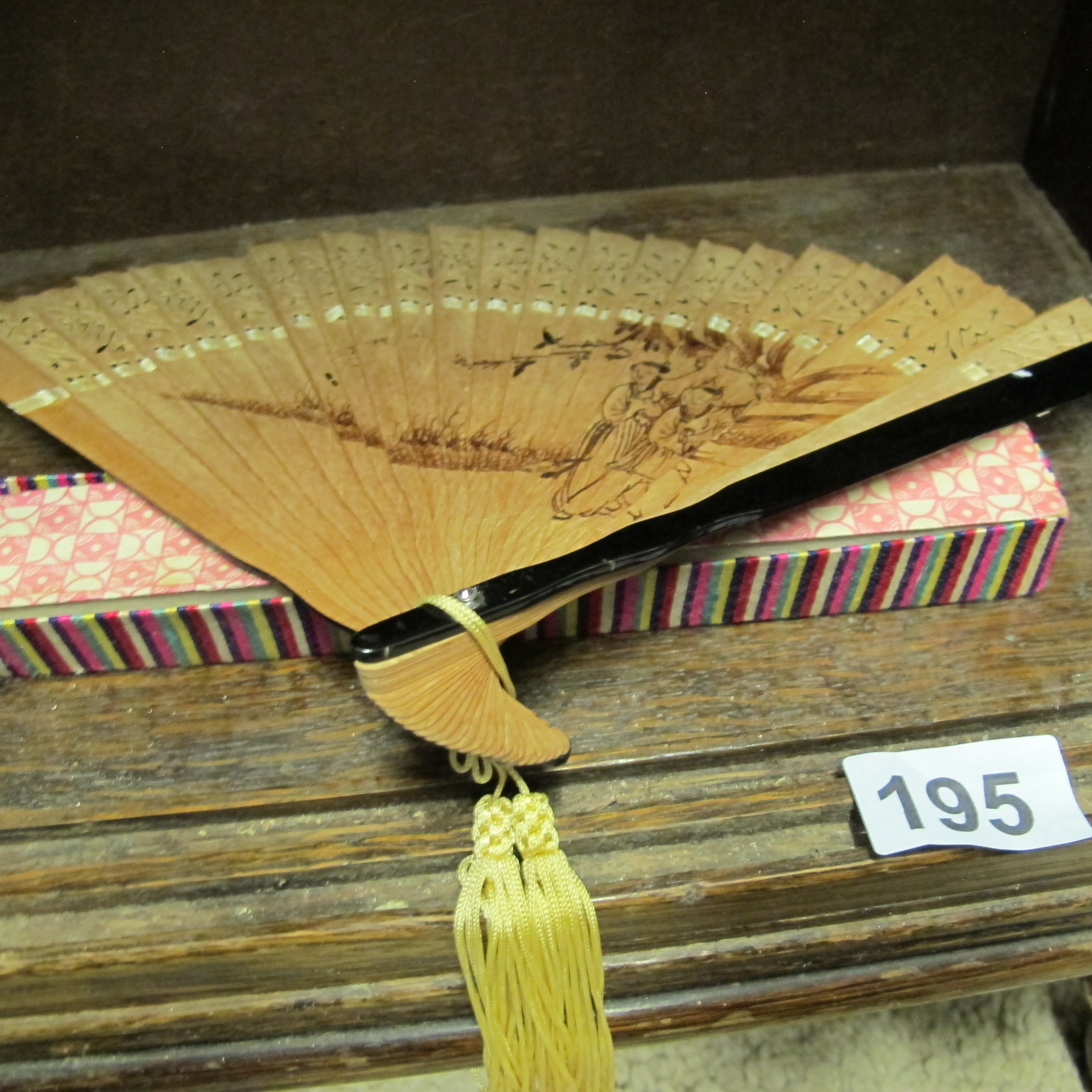 Lot 195