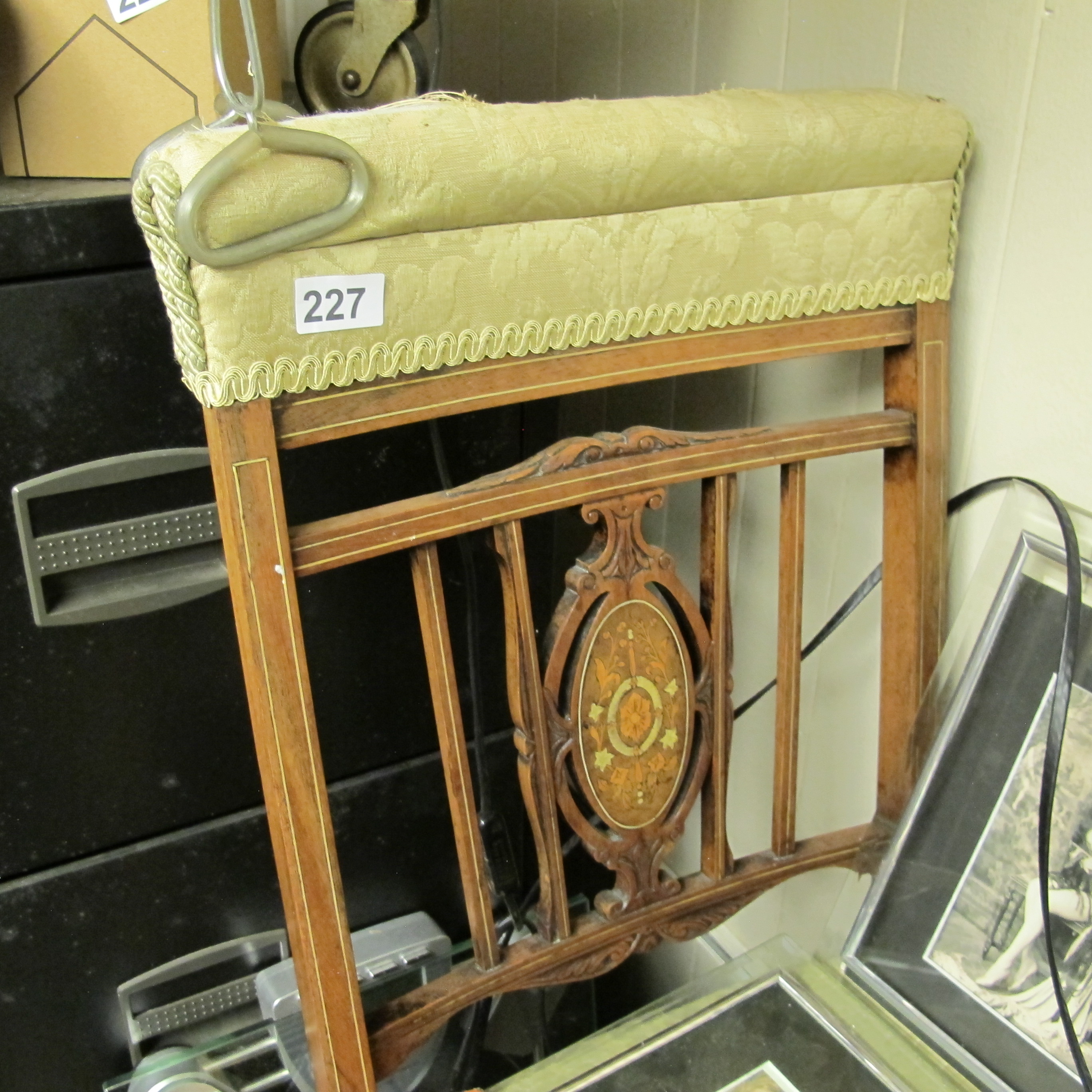 Lot 227