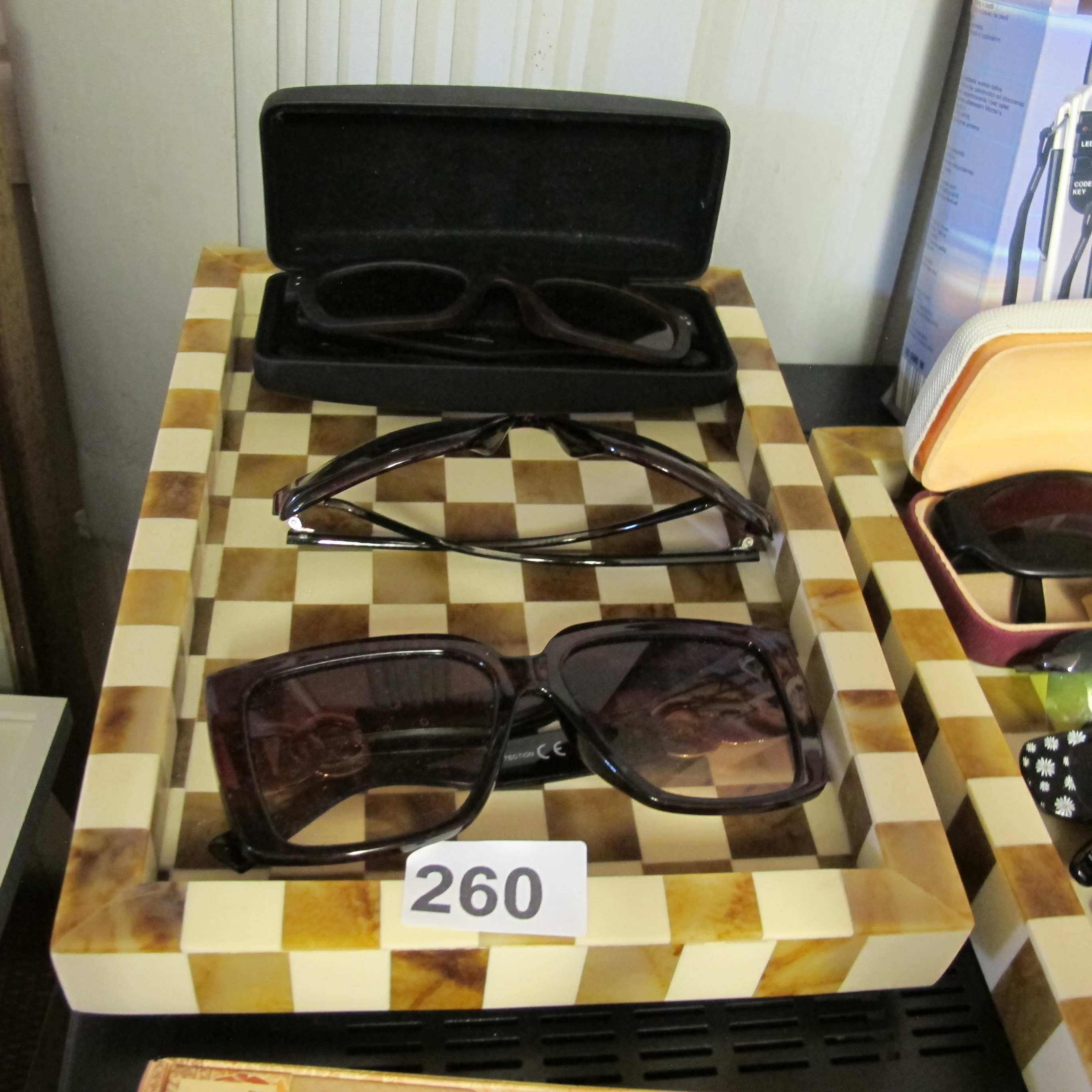 Lot 260