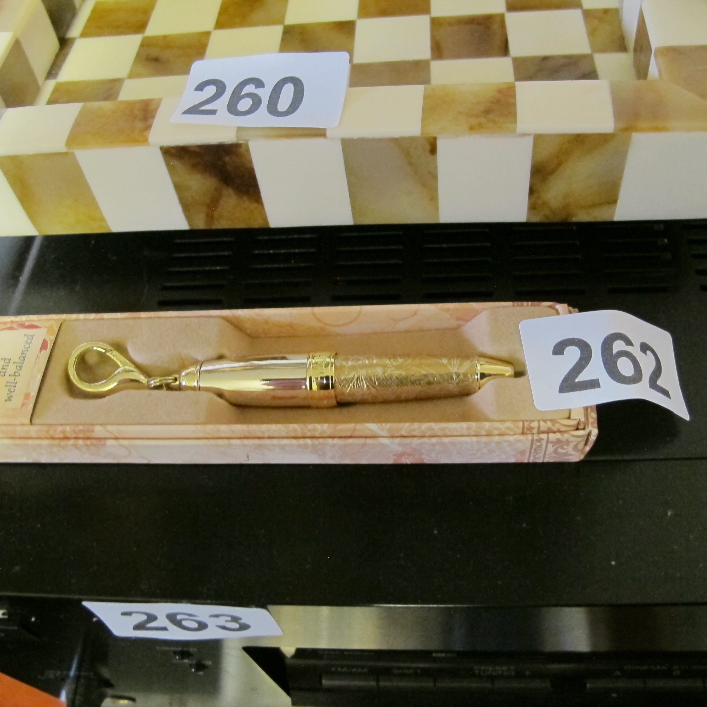 Lot 262