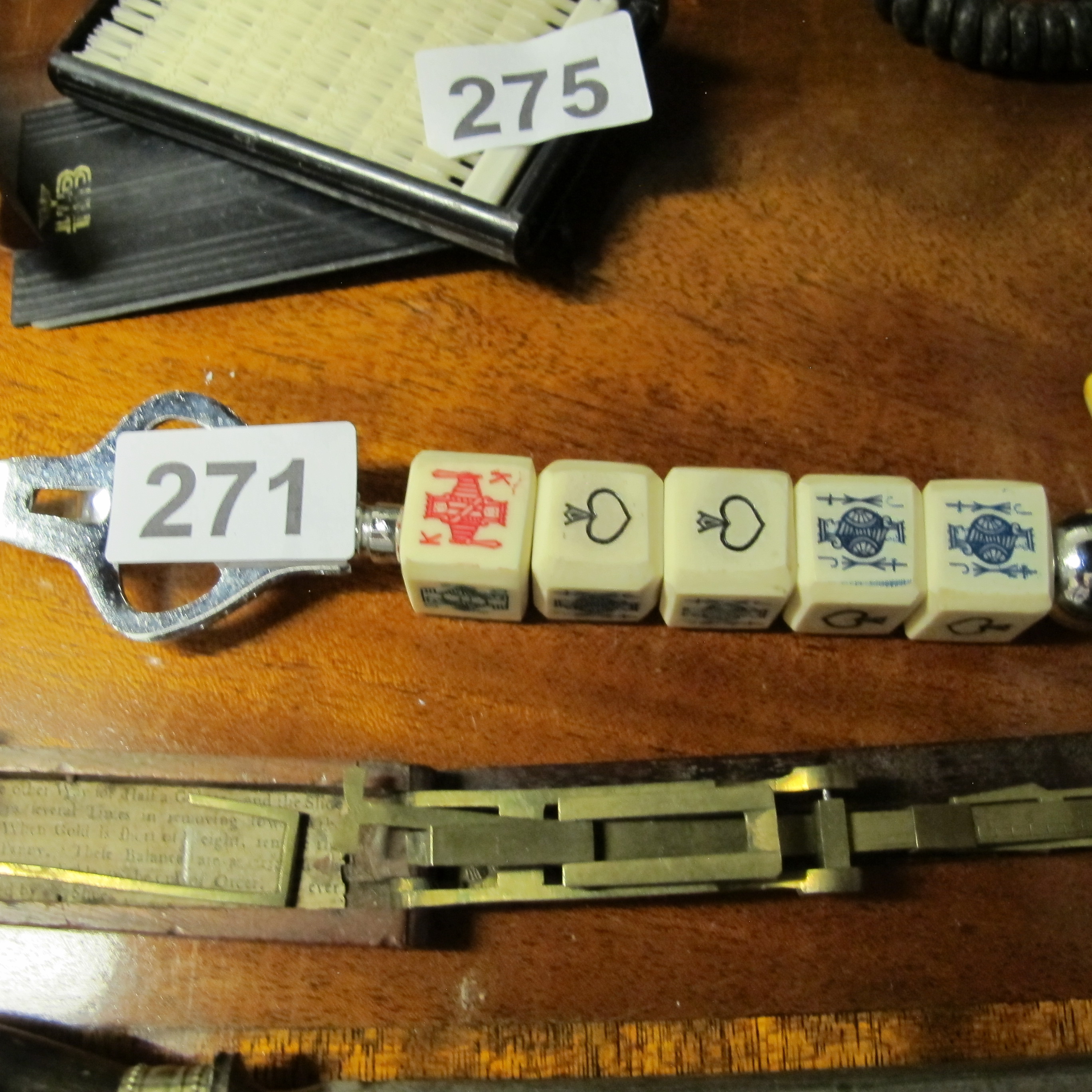 Lot 271