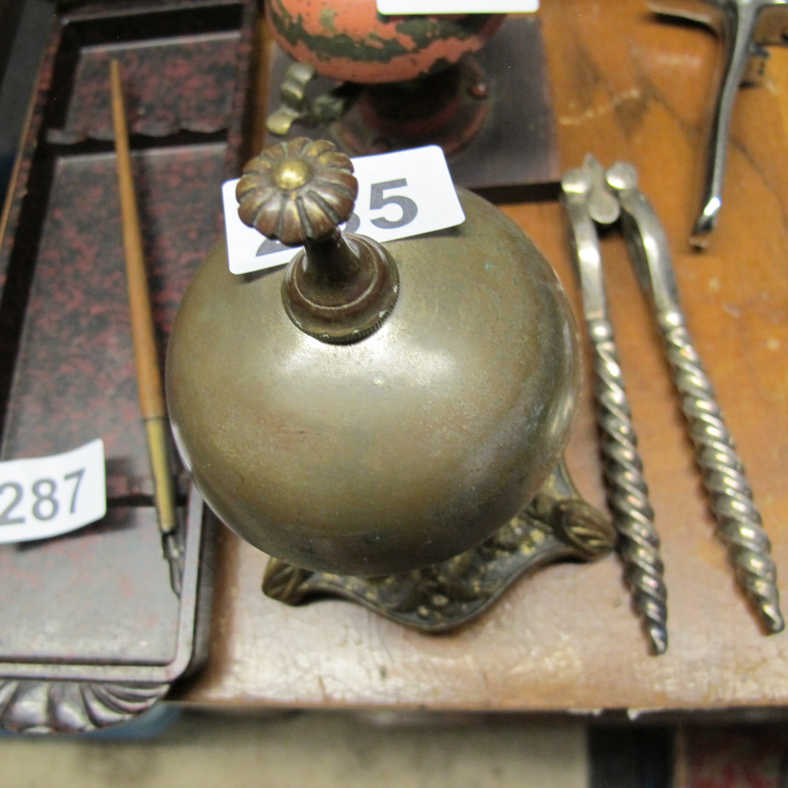 Lot 285