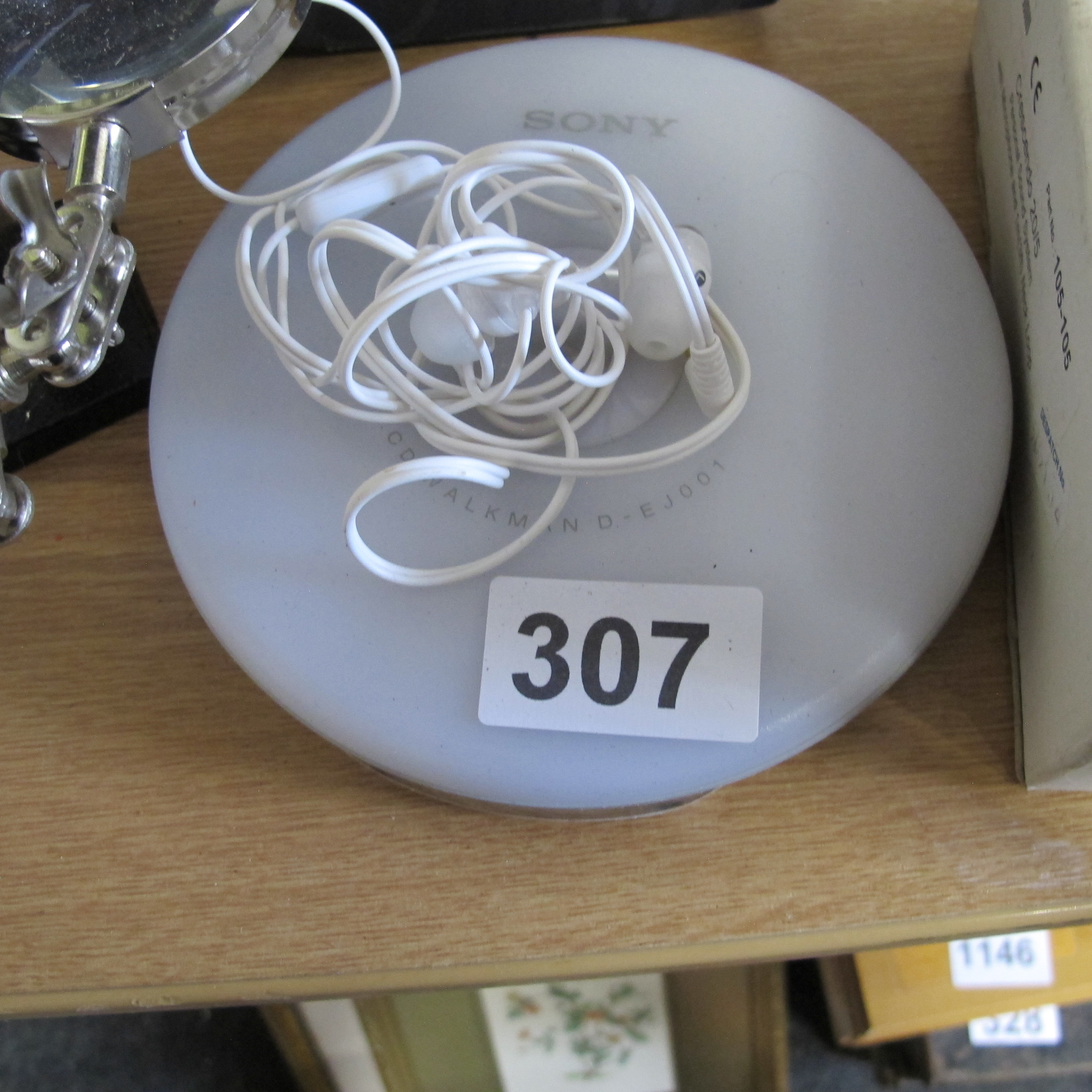 Lot 307