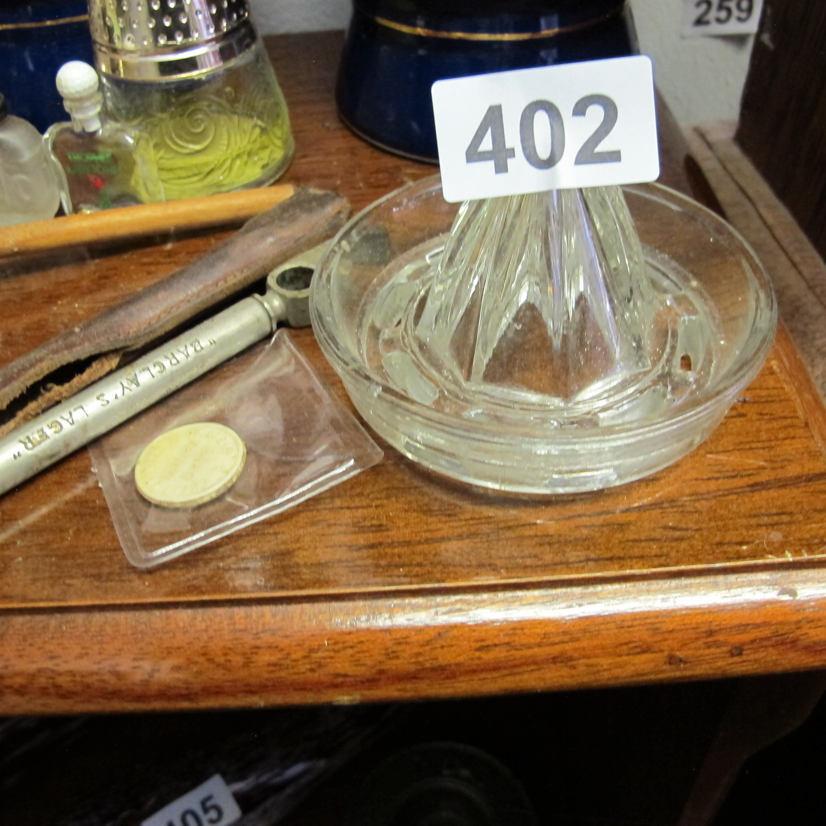 Lot 402