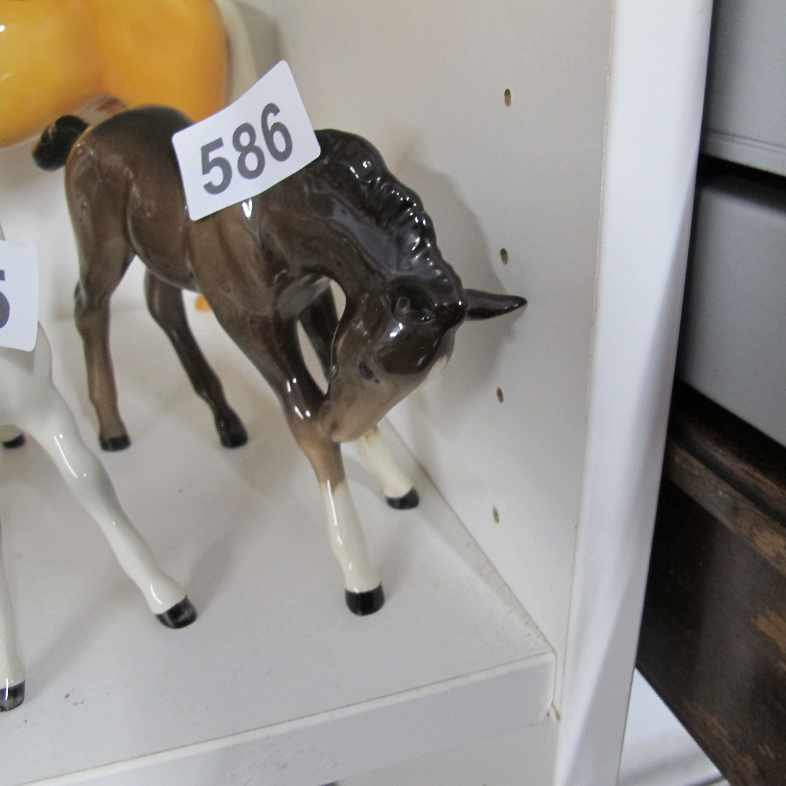 Lot 586