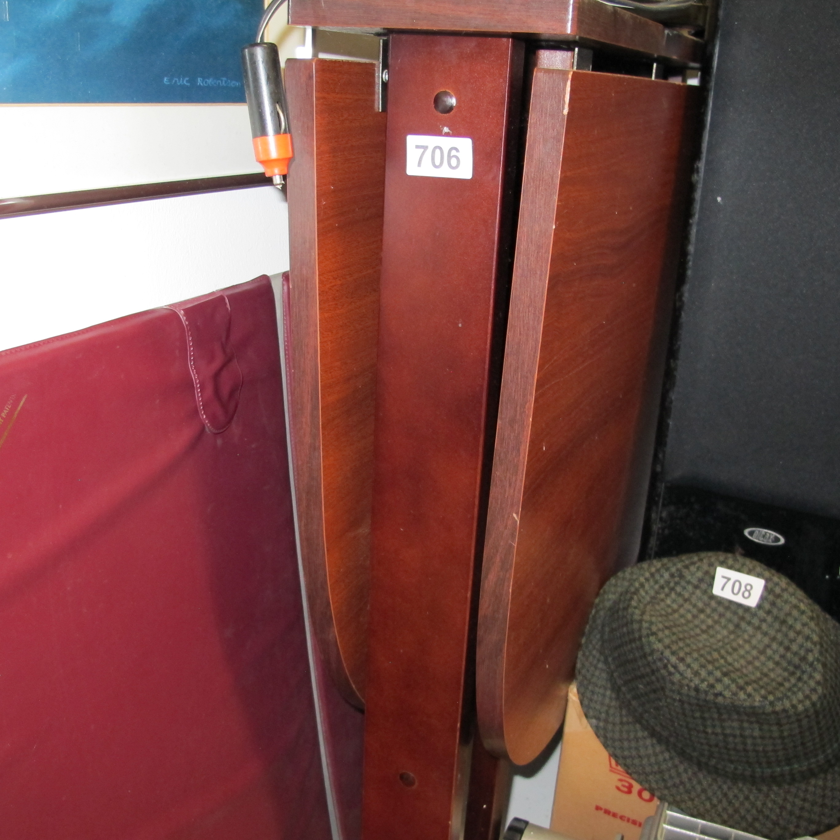 Lot 706