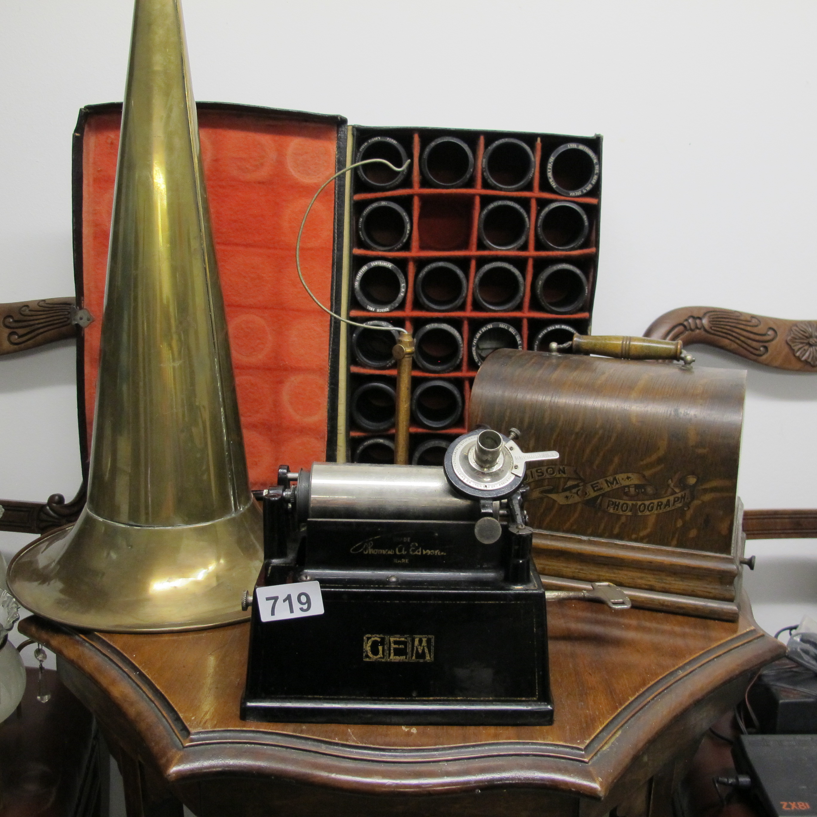 Lot 719