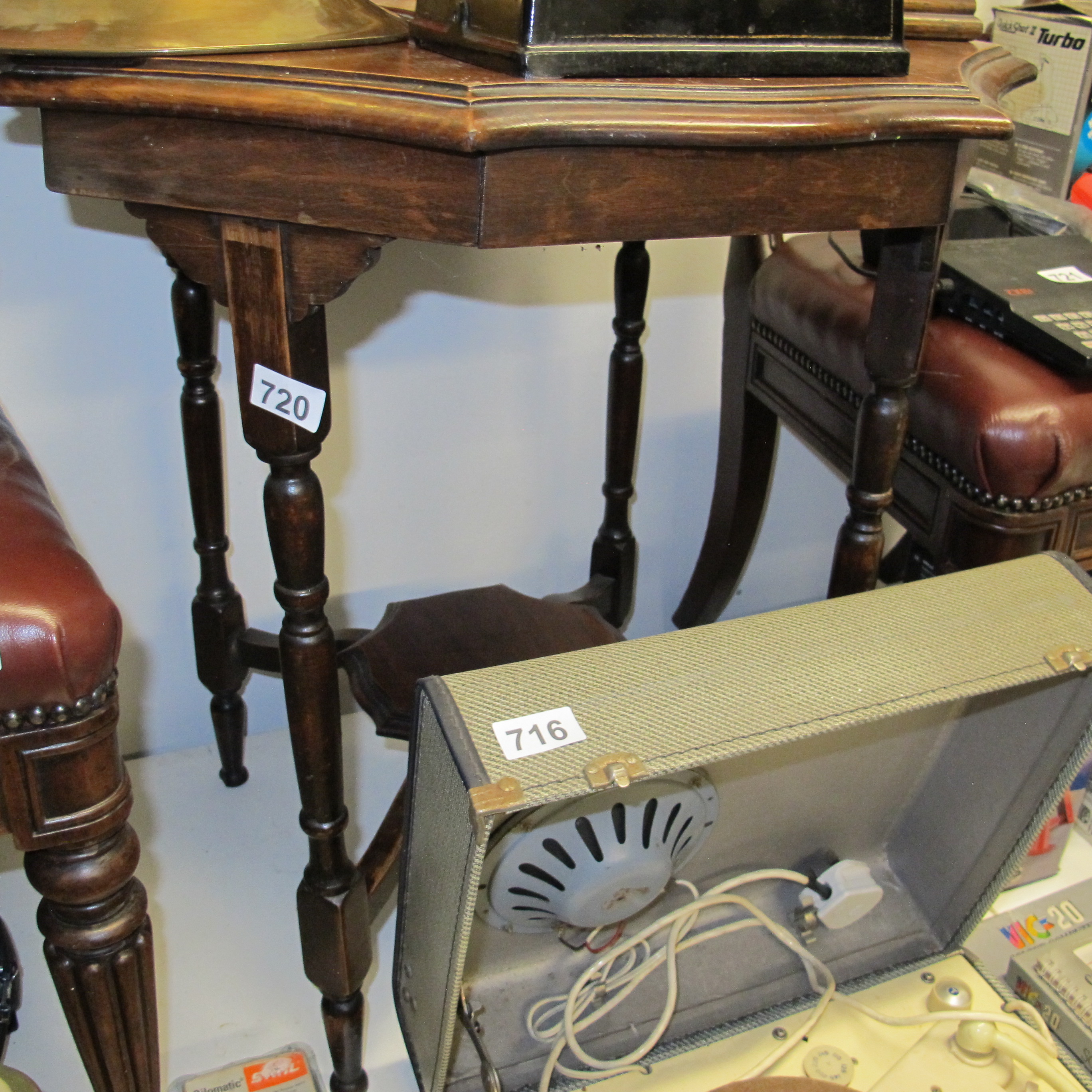 Lot 720